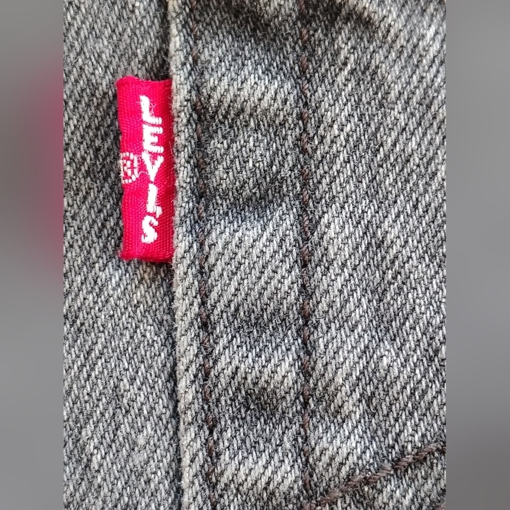 Levi's Wedgie Straight Distressed Gray Jeans Size 31 - Picture 13 of 13